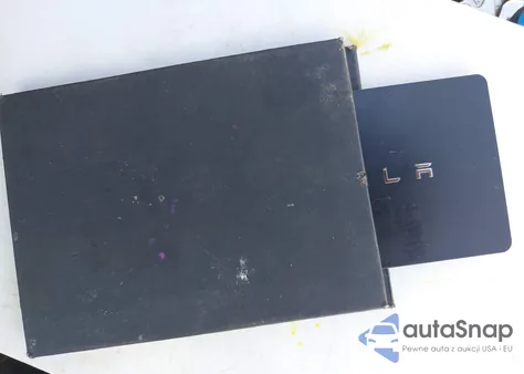 2018 Tesla Model 3 Long Range/Mid Range из США, поврежденный, VIN 5YJ3E1EAXJF025819